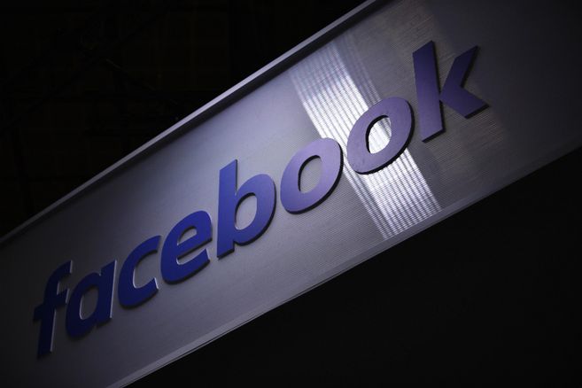 Unión Europea abre investigación contra Facebook por uso de datos de publicidad