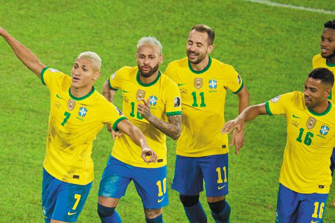 Brasil y una selección lejana de su gente en la Copa América